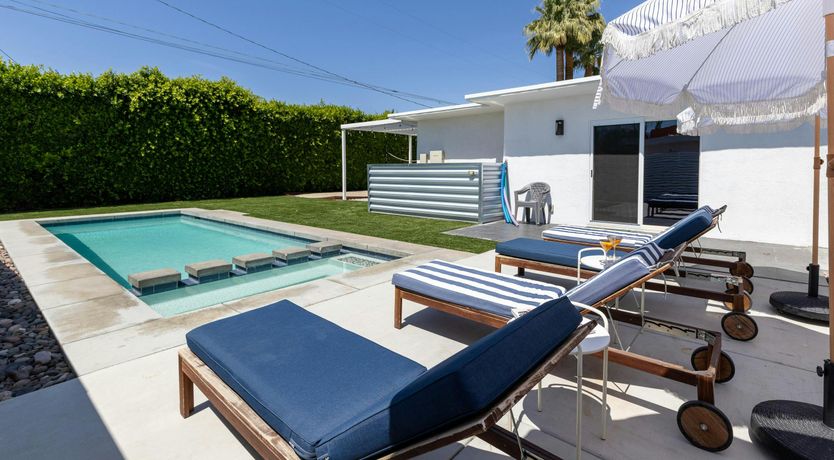 Photo of Desert View Place