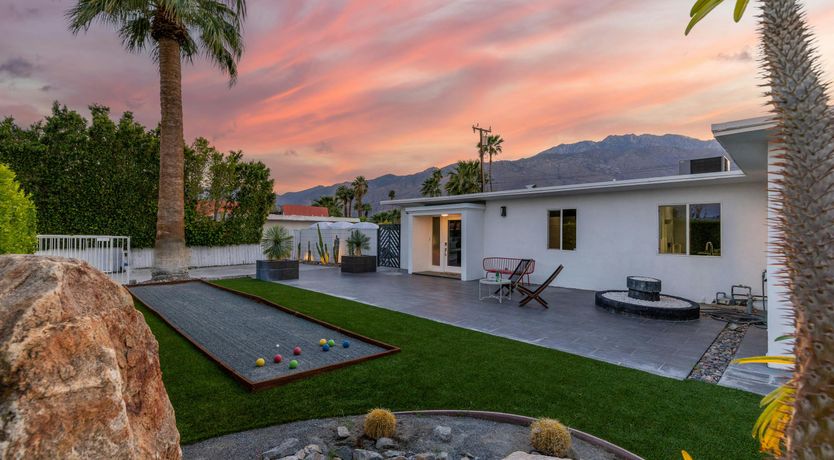 Photo of Desert View Place