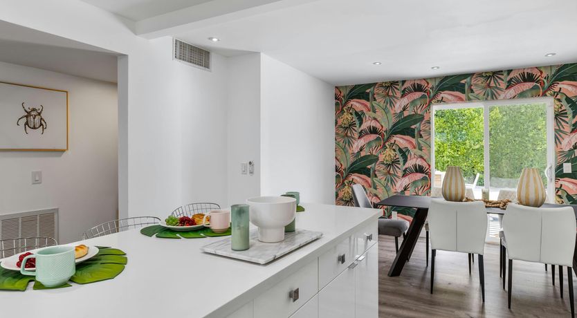 Photo of Desert View Place