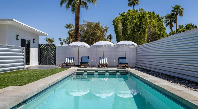 Photo of Desert View Place