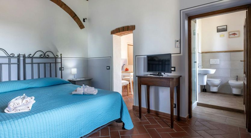 Photo of The Tuscan Outlook