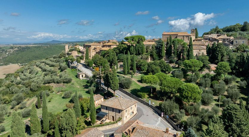Photo of The Tuscan Outlook