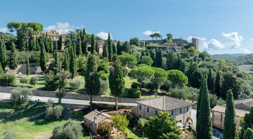 Photo of The Tuscan Outlook