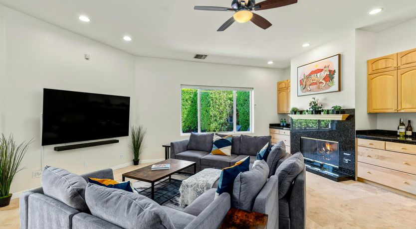 Photo of Desert Iconic