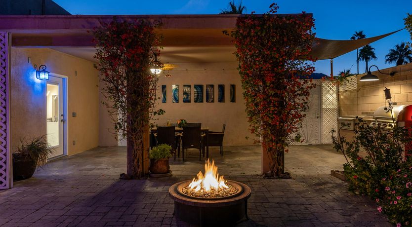 Photo of Desert Iconic