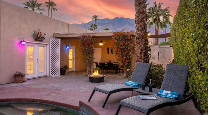 Photo of Desert Iconic