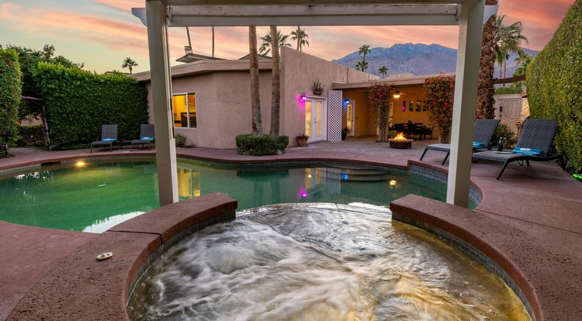 Photo of Desert Iconic