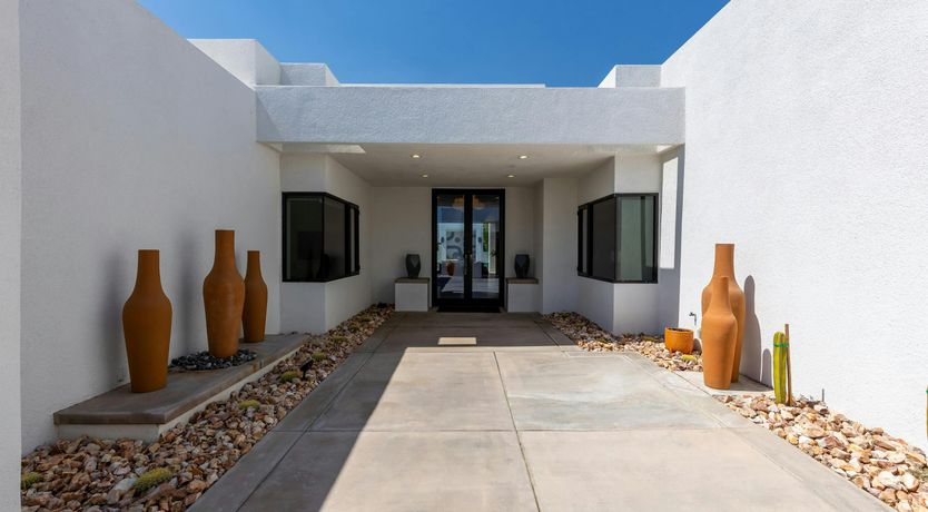 Photo of Old Paradise