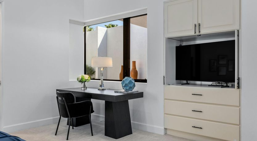 Photo of Old Paradise