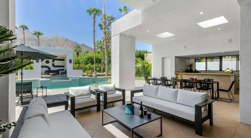 Photo of Old Paradise