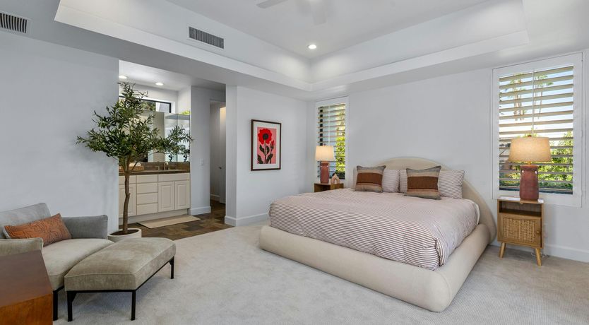 Photo of Old Paradise