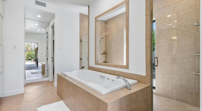 Photo of Old Paradise