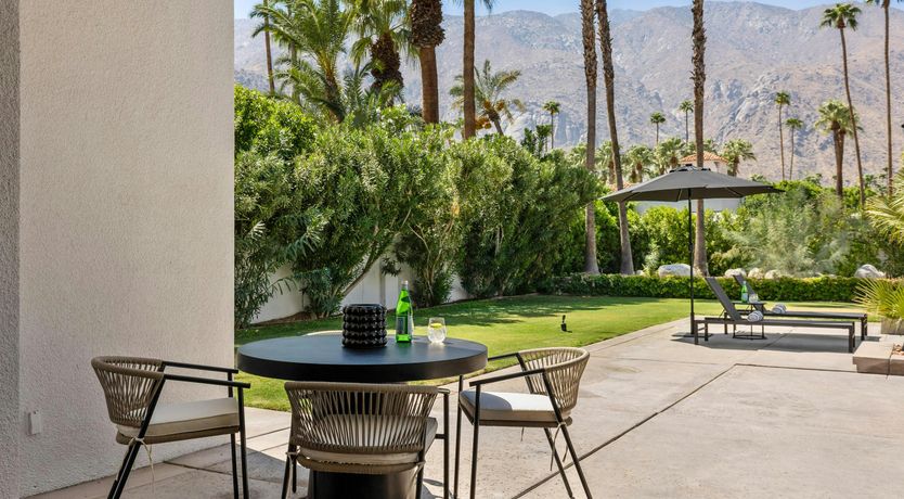 Photo of Old Paradise