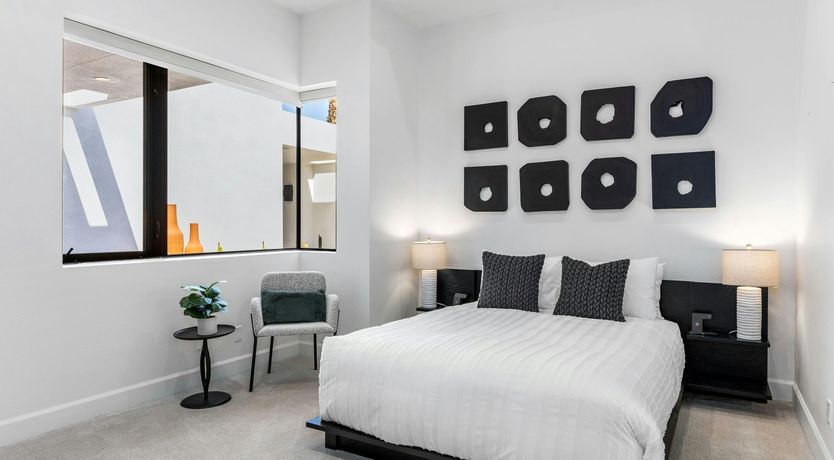 Photo of Old Paradise