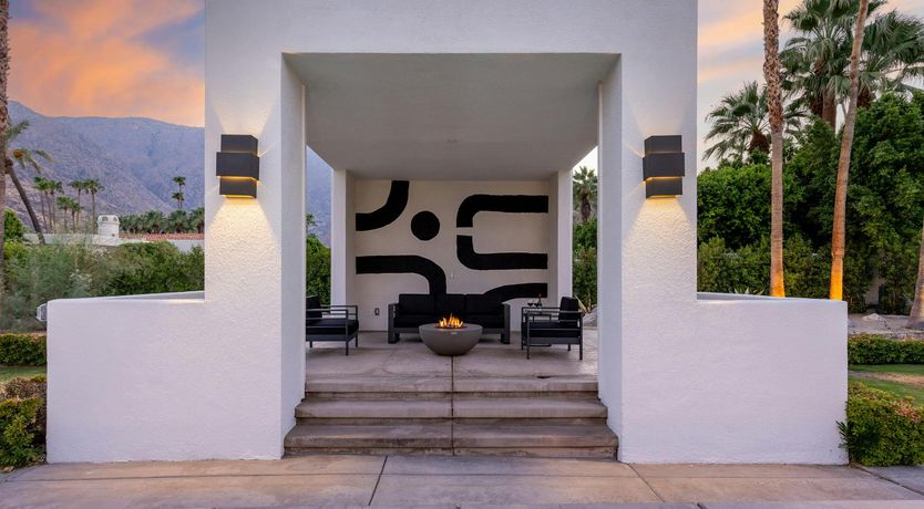 Photo of Old Paradise