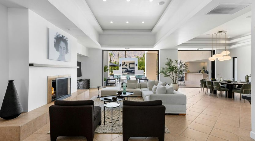 Photo of Old Paradise