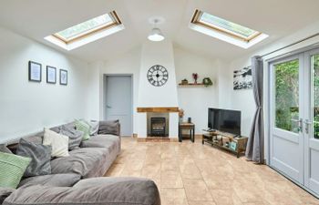 Norfolk Field Views Holiday Home