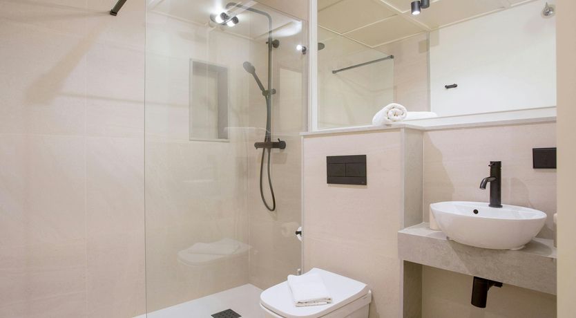 Photo of The Josefina