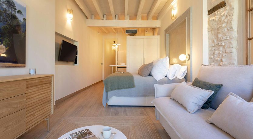 Photo of The Josefina