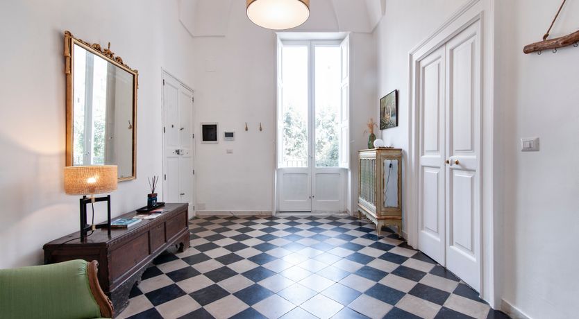 Photo of Golden Lecce