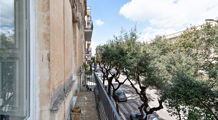 Photo of Golden Lecce