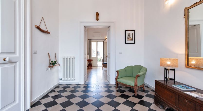 Photo of Golden Lecce