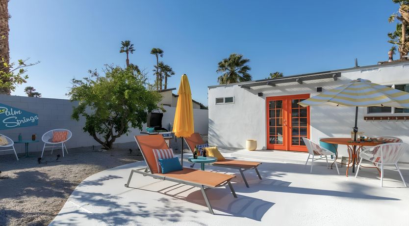 Photo of Palm Springs Pop