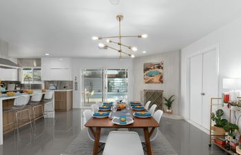 Palm Springs Pop Holiday Home