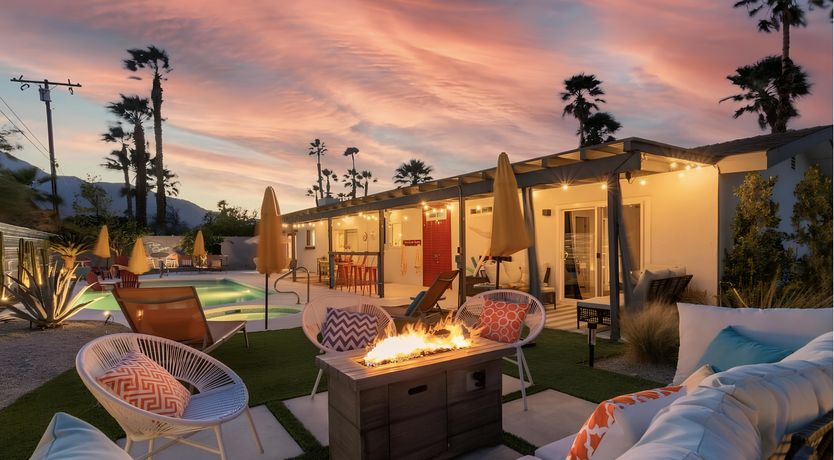 Photo of Palm Springs Pop