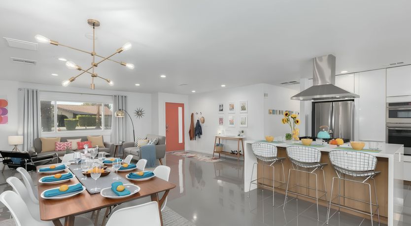 Photo of Palm Springs Pop