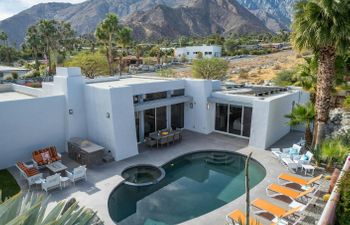 Coachella Vista Holiday Home