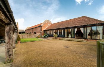 Golden Field Holiday Home