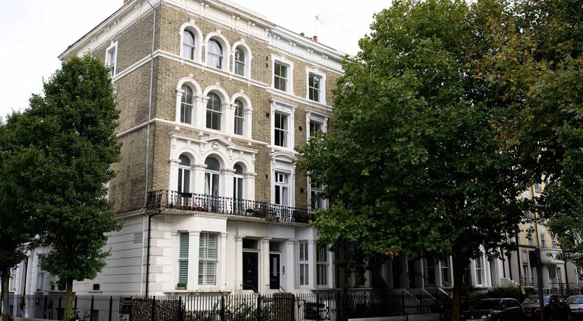 Photo of The Royal Jewel