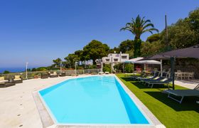 Photo of azure-wonder