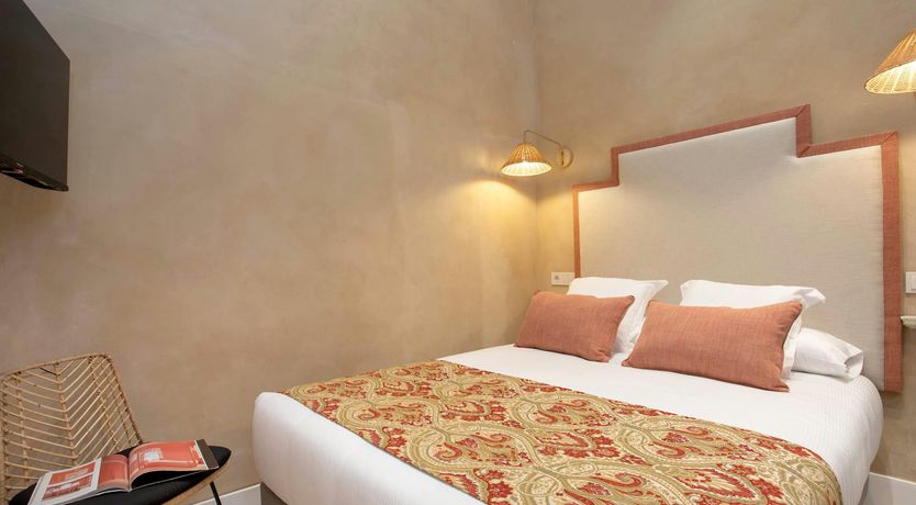 Photo of Gateway to Seville