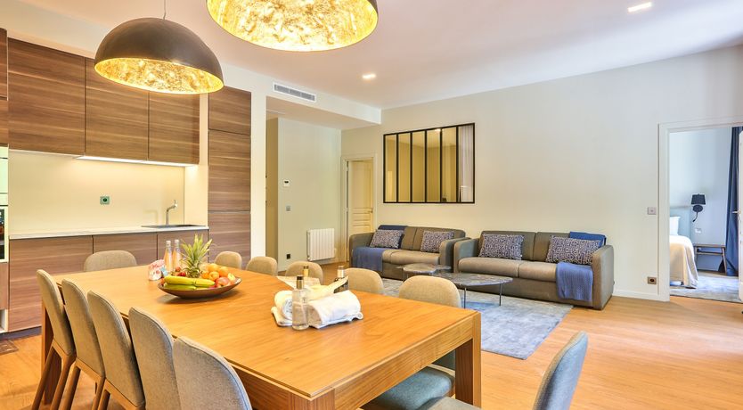 Photo of Parisian Moment