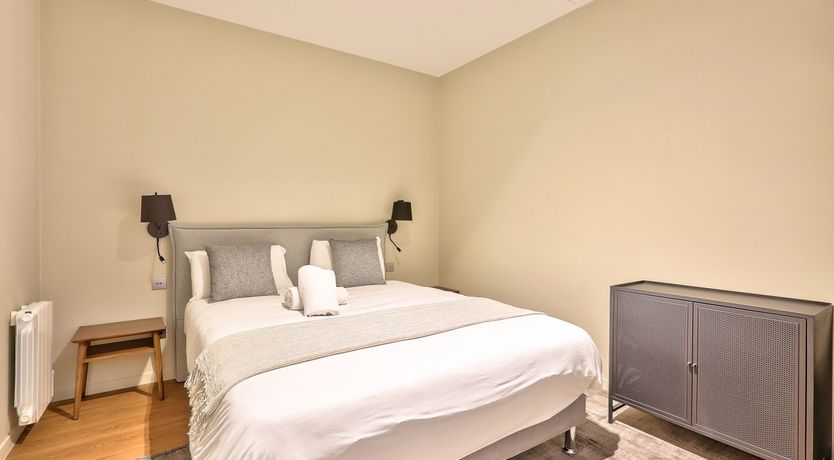 Photo of Parisian Moment