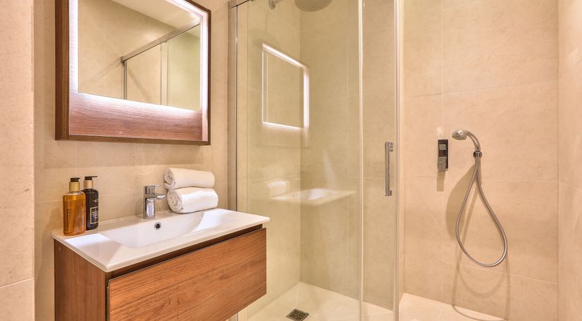 Photo of Parisian Moment