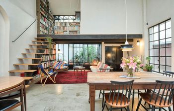 The Winter Garden Retreat Holiday Home