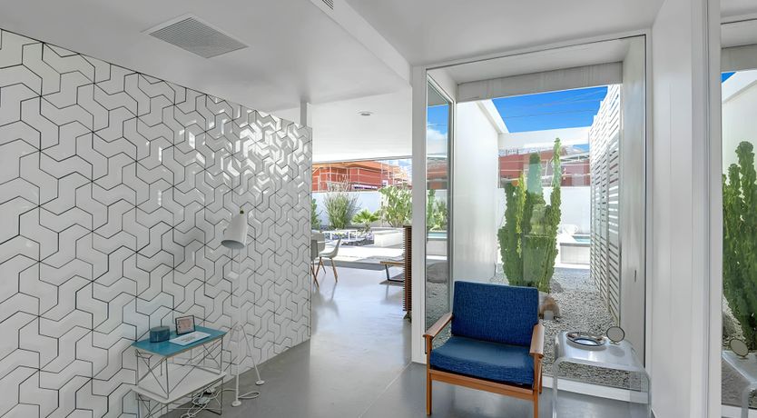 Photo of Desert Drive