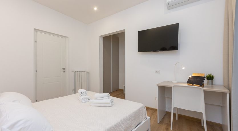 Photo of Roman Sunshine