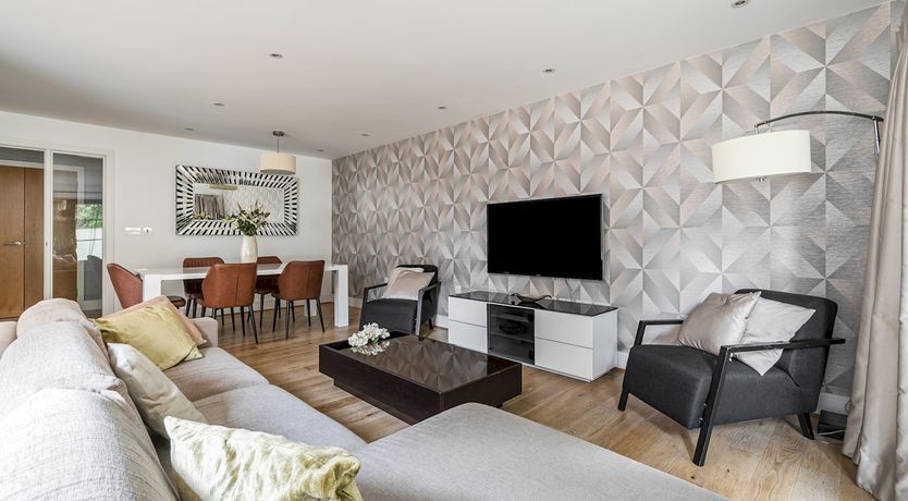 Photo of Primrose Muse