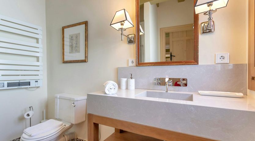 Photo of The Sevillian Gem