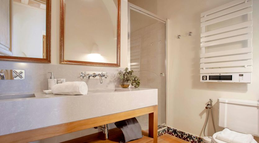 Photo of The Sevillian Gem