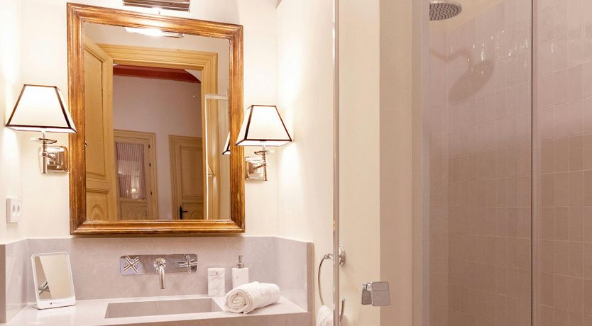 Photo of The Sevillian Gem