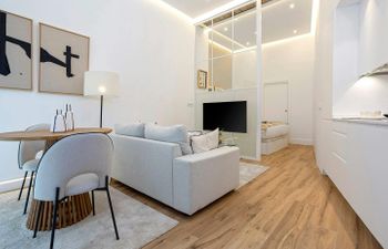 Charming Steps Holiday Home