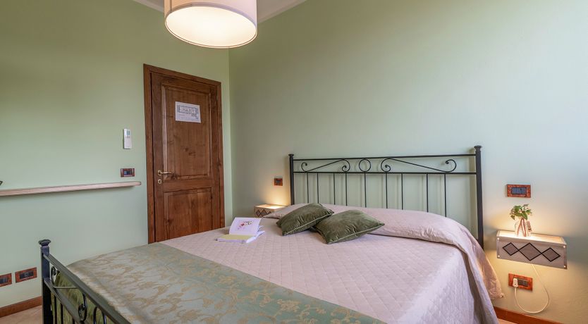 Photo of Sunlit Tuscan Retreat
