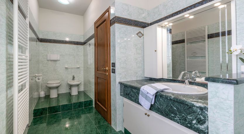 Photo of Sunlit Tuscan Retreat