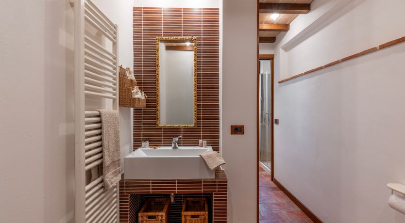 Photo of Sunlit Tuscan Retreat