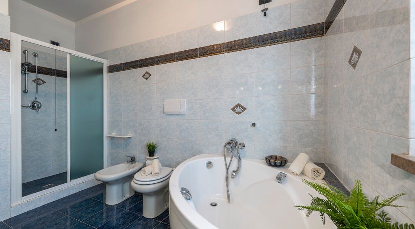 Photo of Sunlit Tuscan Retreat